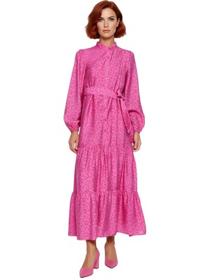 Ersefa Kadın Casual Şık Shift Kalıp Çiçekli Dokuma Kumaş Astarlı Kuşaklı Maxi Boy Elbise Kaliteli