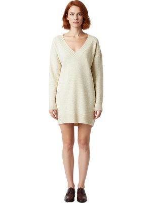 Ersefa Kadın Düz Desen Mini Boy Triko Kazak Elbise Rahat Kesim V Yaka Kış Sezonu Için Mükemmel Kaliteli