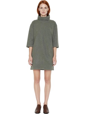 Ersefa Kadın Düz Desen Balıkçı Yaka Örme Elbise Shift Kalıp Düşük Truvakar Kol Kış Sezonu Için Ideal Mini