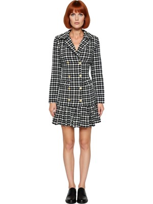 Ersefa Kadın Kareli Desen Ceket Yaka Fırfırlı Etekli Uzun Kollu Düğmeli %100 Pamuk Tüvit Elbise Iş Şıklığı