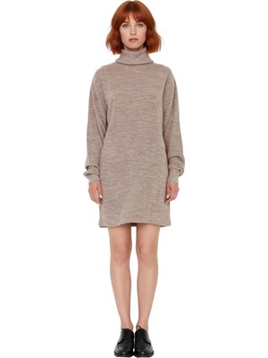 Ersefa Kadınlar Için Düz Desen Balıkçı Yaka Uzun Kollu Shift Kalıp Akrilik Triko Mini Elbise Kış Sezonu