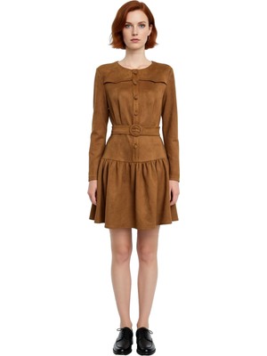 Ersefa Kadınların Kışlık Kemerli Süet Dokuma Mini Elbisesi Skater Kalıbıyla Gün Boyu Rahatlık Sunar