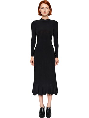 Ersefa Kadın Şık Siyah Maxi Boy Dik Yaka Uzun Kollu Fırfırlı Etekli Kalın Sandy Örme Elbise Kaliteli