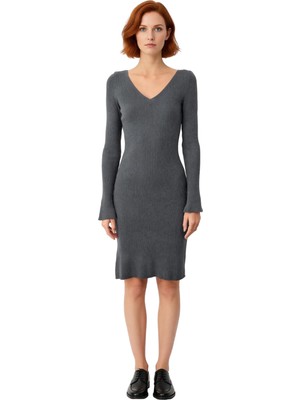 Ersefa Kadın Uzun Kollu V Yaka Triko Bodycon Mini Elbise Şık Akrilik Kışlık Günlük Kombin Için Harika Seçim
