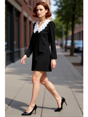 PayBuy Kadın Siyah A Kesim Uzun Kollu Dokuma Mini Elbise Beyaz Nakış Detaylı Yakasıyla Şık ve Modern