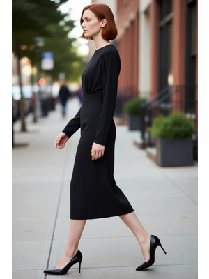 PayBuy Kadın Siyah Düz Desenli Vatkalı Yarasa Kol Midi Örme Elbise Şık ve Modern Kış Kombinleri Için Ideal