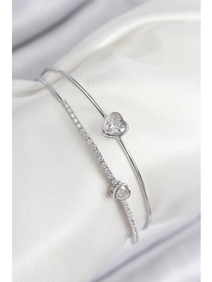 Pirinç Zirkon Taşlı Kalp Model Gümüş Renk Kadın Bileklik - TJ-BB7870