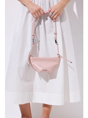 Manuka Elora Bağlama Detaylı Çanta Mochı