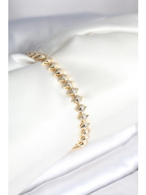 Butik Pirinç Gold Renk Zirkon Taşlı Baklava Model Kadın Bileklik
