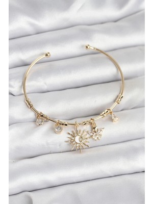 Butik Güneş Charmlı Gold Renk Pirinç Kadın Bileklik
