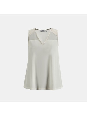 Desa Kadın Beyaz Deri Detaylı Perforeli Bluz