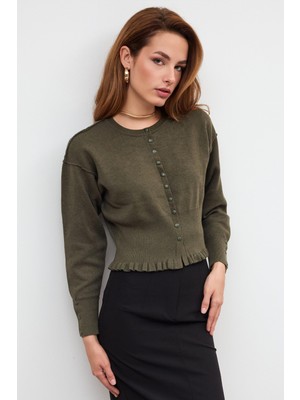 Sherin Haki Düğme Detaylı Triko Kazak
