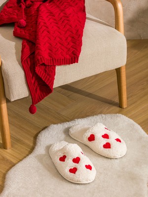 Lc Waikiki Yeni Sezon Kalp Nakışlı Pelüş Kadın Ev Terliği