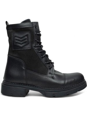 Celira Cnt Siyah Erkek Postal Bot Ayakkabı Süet Malzeme ile Rahat Kullanım Sağlar