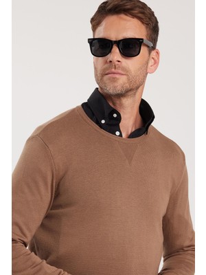 Tudors Erkek Standart Fit Normal Kesim Bisiklet Yaka Koyu Vizon Triko Kazak