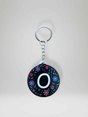 Mundy O Harf Kişiye Özel Harfli Çiçek Desenli Plastik Anahtarlık Şişe Açacağı  Hem Şık Hem Kullanışlı Hediye Seçeneği