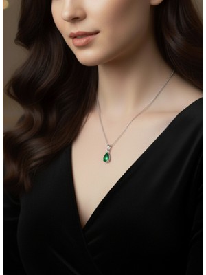 Parmas Design Damla Zümrüt Yeşili Minimal 925 Ayar Gümüş Kadın Kolye