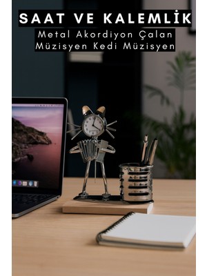 Metal Saat ve Kalemlik Akordeon Çalan Müzisyen Kedi Masa Üstü Kalemlik Casapetra