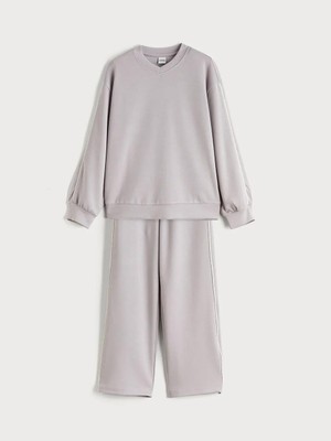 LC Waikiki V Yaka Kız Çocuk Sweatshirt ve Eşofman Alt  (W5)