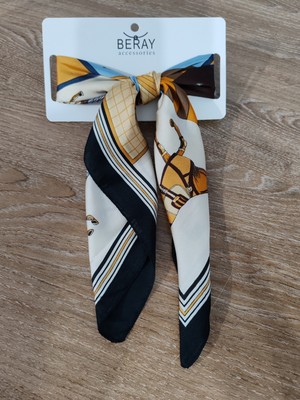 Cadde Dükkanı Beray 70*70 cm Desenli Saten Fular Siyah Ekru Desenli