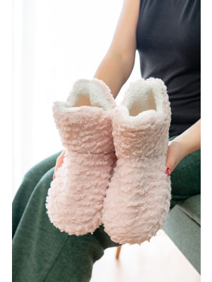 Sessiz Taban Kadın Şık Günlük Çeyiz Terlik Kapalı Ev Botu