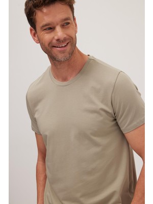 Tudors Erkek Slim Fit Dar Kesim Pamuklu Yumuşak Doku Likralı Esnek Kumaş Haki Bisiklet Yaka Tişört