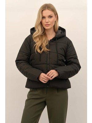 Rays 8020 Kapşonlu Kısa Mont Siyah