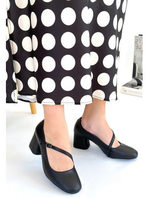 Mareandpanda Kier Siyah Cilt Topuklu Ayakkabı