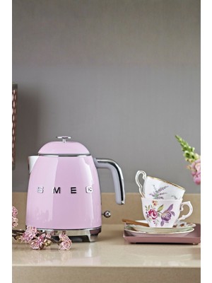 smeg 50'S Style Retro Pembe Mini Kettle KLF05PKEU