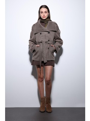 Antioch Açık Kahve Dik Yaka Kruvaze Kadın Kaban