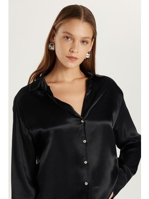 Tudors Kadın Slim Fit Dar Kesim Uzun Kollu Saten Siyah Gömlek