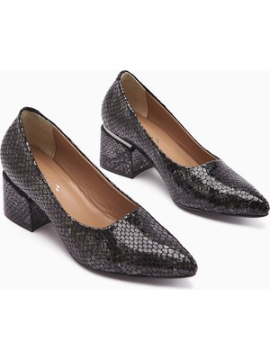 Limoya Emelia Hakiki Deri Siyah Yılan Desenli Kadın Topuklu Ayakkabı