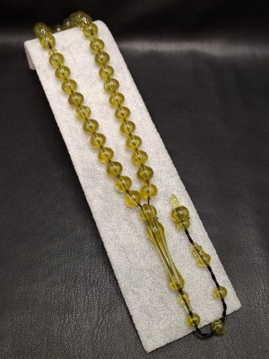 Han Ticarethane Özel Siyah Ip Geçişli Yeşil Renk Uçlu Küre Kesim Toz Kehribar Tesbih