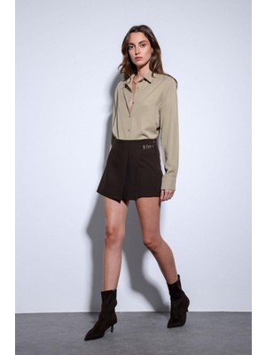 Antioch Kahve Pileli Zincir Detaylı Şort Etek