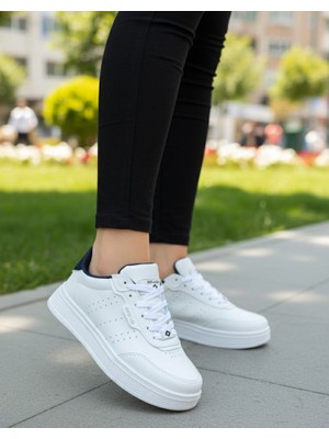 Solazer Kadın Siyah Ortopedik Hafif Taban Günlük Sneaker