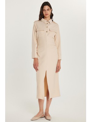 Tudors Kadın Standart Fit düğmeli Polo Yaka Uzun Kollu Çift Çepli Önden Yırtmaçlı Midi Boy Bej Elbise