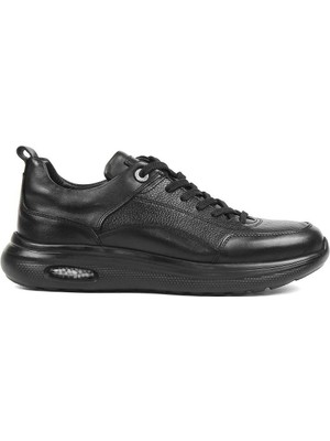 Celal Gültekin Erkek Siyah Bağcıklı Kalın Tabanlı Deri Sneaker