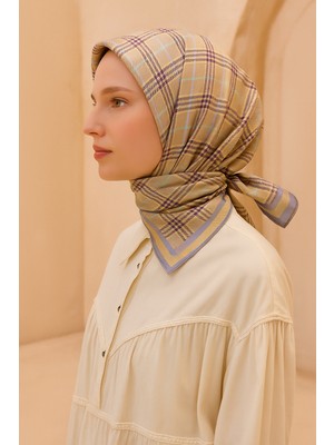 Belli Tivil Saf Ipek Eşarp 4218 - 06 Açık Yeşil Ekose Desen