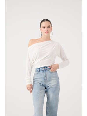 Holly Lolly Asimetrik Yaka Talia Bluz Beyaz