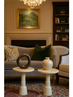 Krem Renk 2’li Masif Ahşap Yan Sehpa Seti – Şık Zigon ve Fiskos Modeli