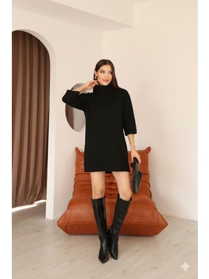 Moviment Kadın Siyah Selanik Kumaş Boğazlı Geniş Kesim Diz Üstü Elbise