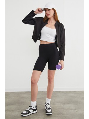 FullaModa  Fermuarlı Hakim Yaka  Crop  Spor Ceket