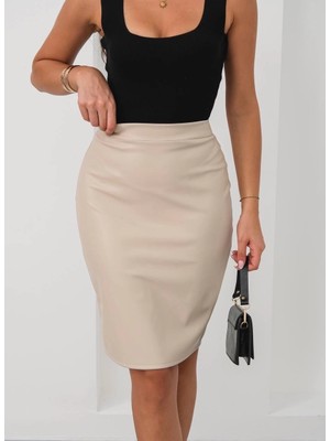 Femina Trendy Arkadan Yırtmaçlı Kalem Etek Bej