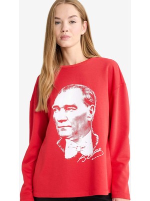 DeFacto Oversize Geniş Kalıp Bisiklet Yaka Atatürk Baskılı Kalın Uzun Kollu Tişört G6271AX25WN