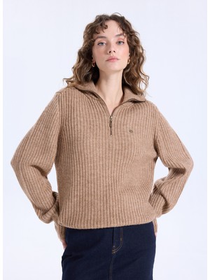 Jeep Geniş Yaka Relaxed Düz Örgü Desenli Camel Kazak Kadın J5WL-KZK7110
