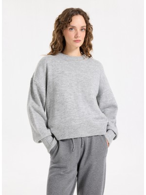 Jeep Bisiklet Yaka Loose Fit Düz Örgü Desenli Gri Melanj Kazak Kadın J5WL-KZK7153