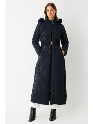 Esswaap Kapitone Tam Boy Kaban  Laci