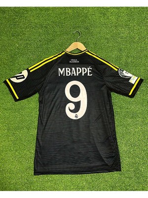 FRAGOLA Real Madrid 2025/26 Sezonu Kylian Mbappe Deplasman Forması (Gri)