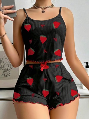 Marsilyan  Pamuklu Siyah Üstüne Çilek Desen Fitilli Askılı Şortlu Pijama Takımı