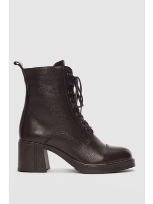 Selin Shoes Arlea Hakiki Deri Bağcıklı ve Yandan Fermuarlı Kadın Bot- Kahverengi